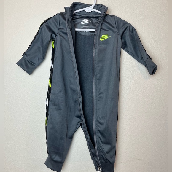 Nike Kid Dark Gray Jumpsuit - Picture 2 of 4